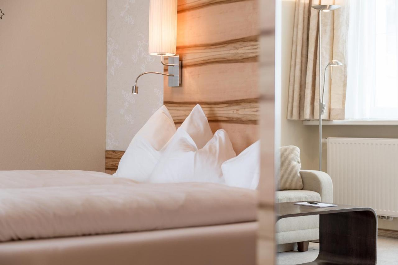 Hotel Olympia โอเบอร์กัวร์เกิล ภายนอก รูปภาพ