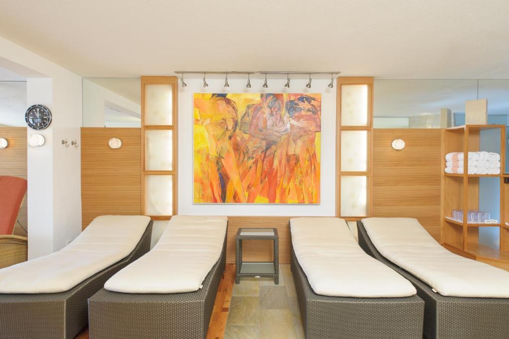 Hotel Olympia โอเบอร์กัวร์เกิล ภายนอก รูปภาพ